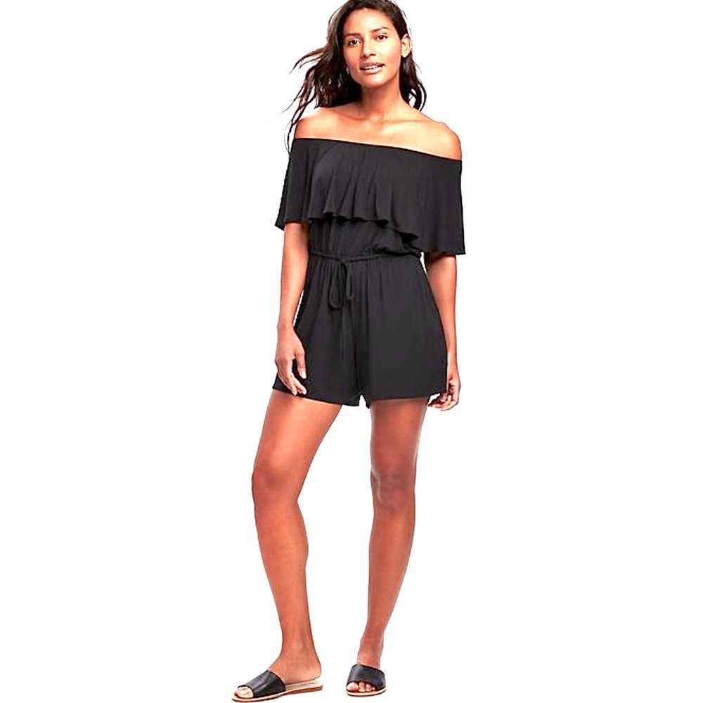 Old Navy black ruffled romper Size XL